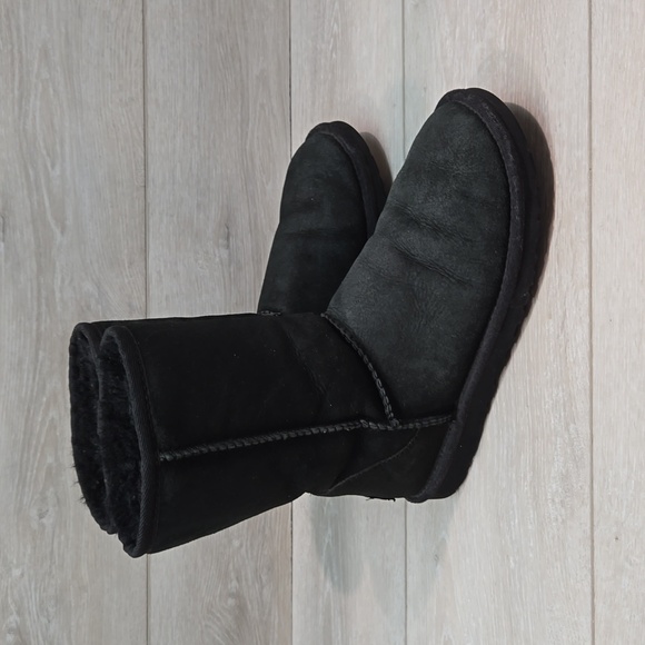 Ugg Australia Women 5825 Leather Sheepskin Boots shoes sz 6 - Picture 1 of 13